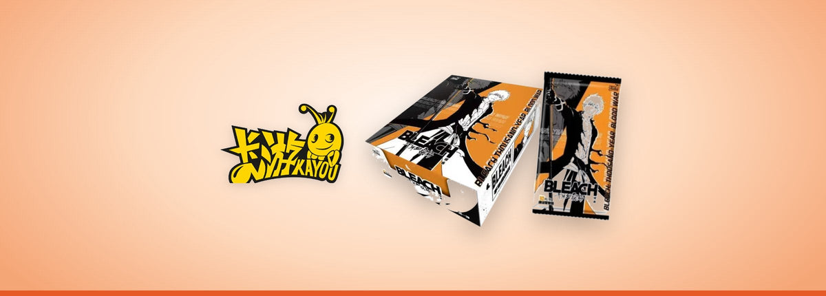 Logo Kayou à côté du display Bleach Kayou Thousand-Year Blood War en version chinoise et d'un booster
